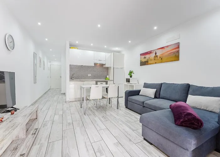 Apartment In Mareverde Complex *