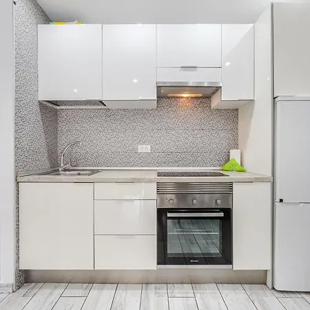 In Mareverde Complex * 아데제